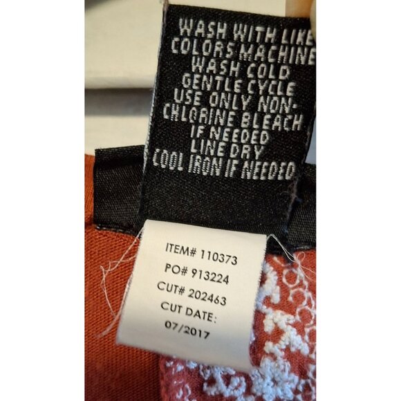 Torrid Rust Red Embroidered Diamond Pattern Babydoll Tunic Top Size 00 - Picture 6 of 7